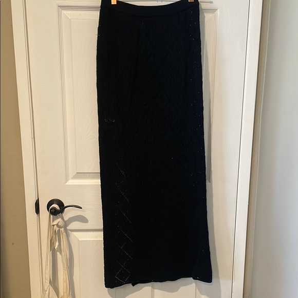 Dissh Elegant Black Maxi Skirt - Picture 5 of 6